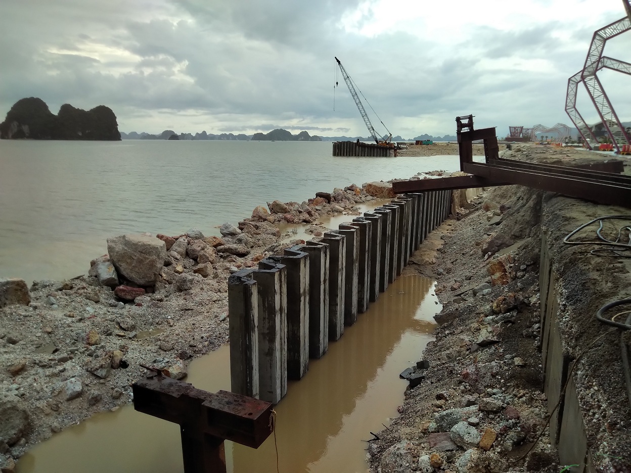 Ép cọc cừ bê tông